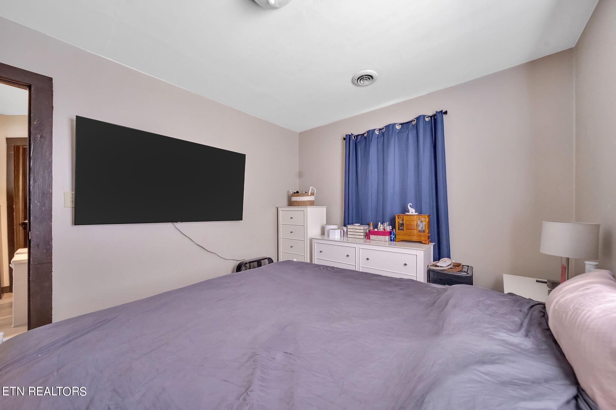 5012 O Barr Road Knoxville, TN 37914 - Photo 14 of 40 12-web-or-mls-217A4526