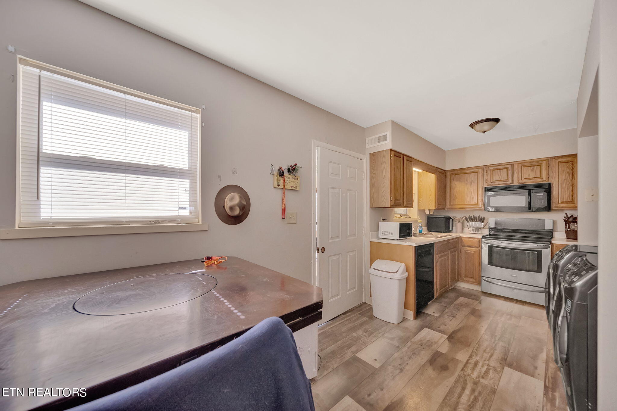 5012 O Barr Road Knoxville, TN 37914 - Photo 19 of 40 17-web-or-mls-217A4556