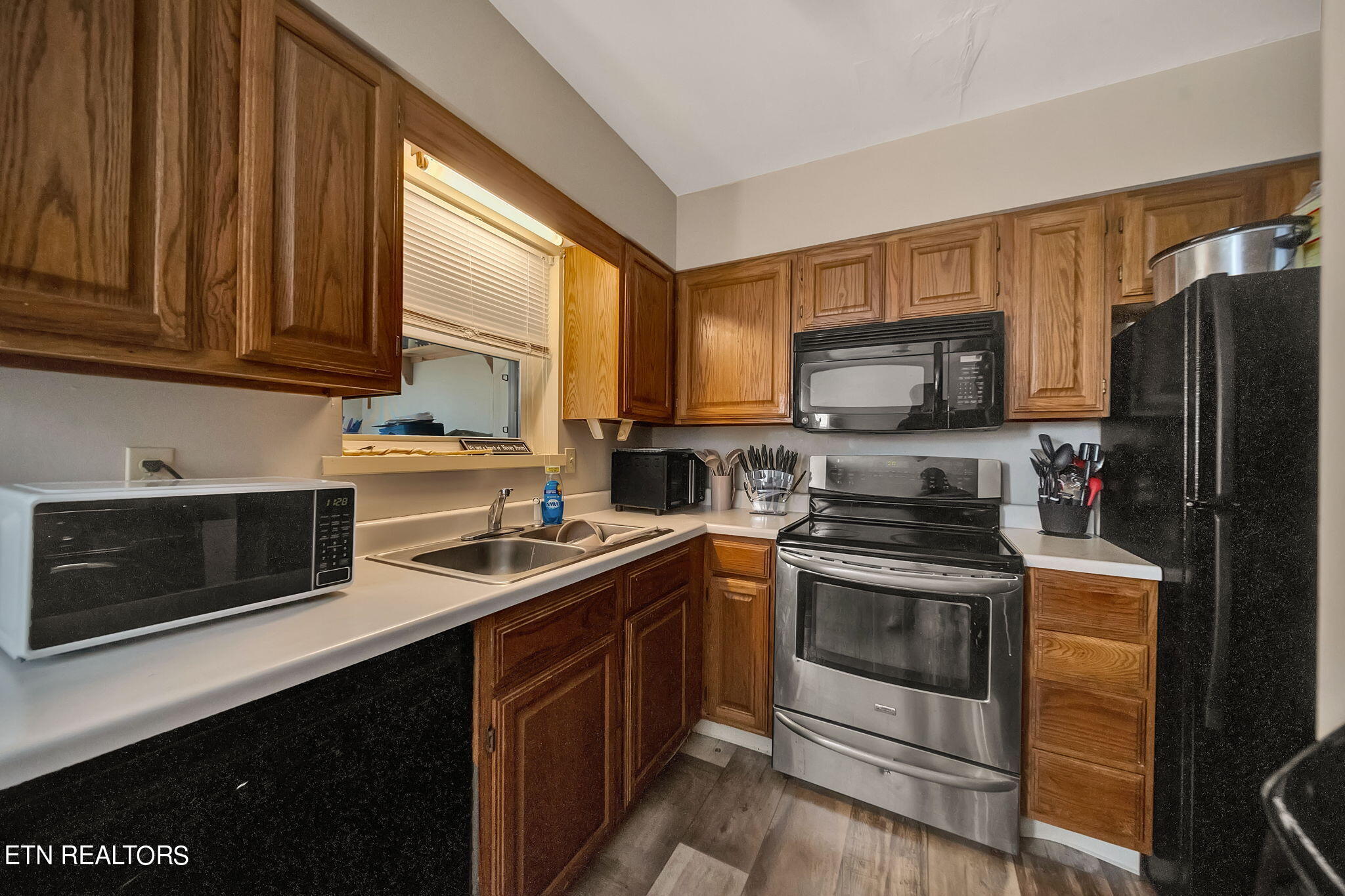 5012 O Barr Road Knoxville, TN 37914 - Photo 21 of 40 19-web-or-mls-217A4566