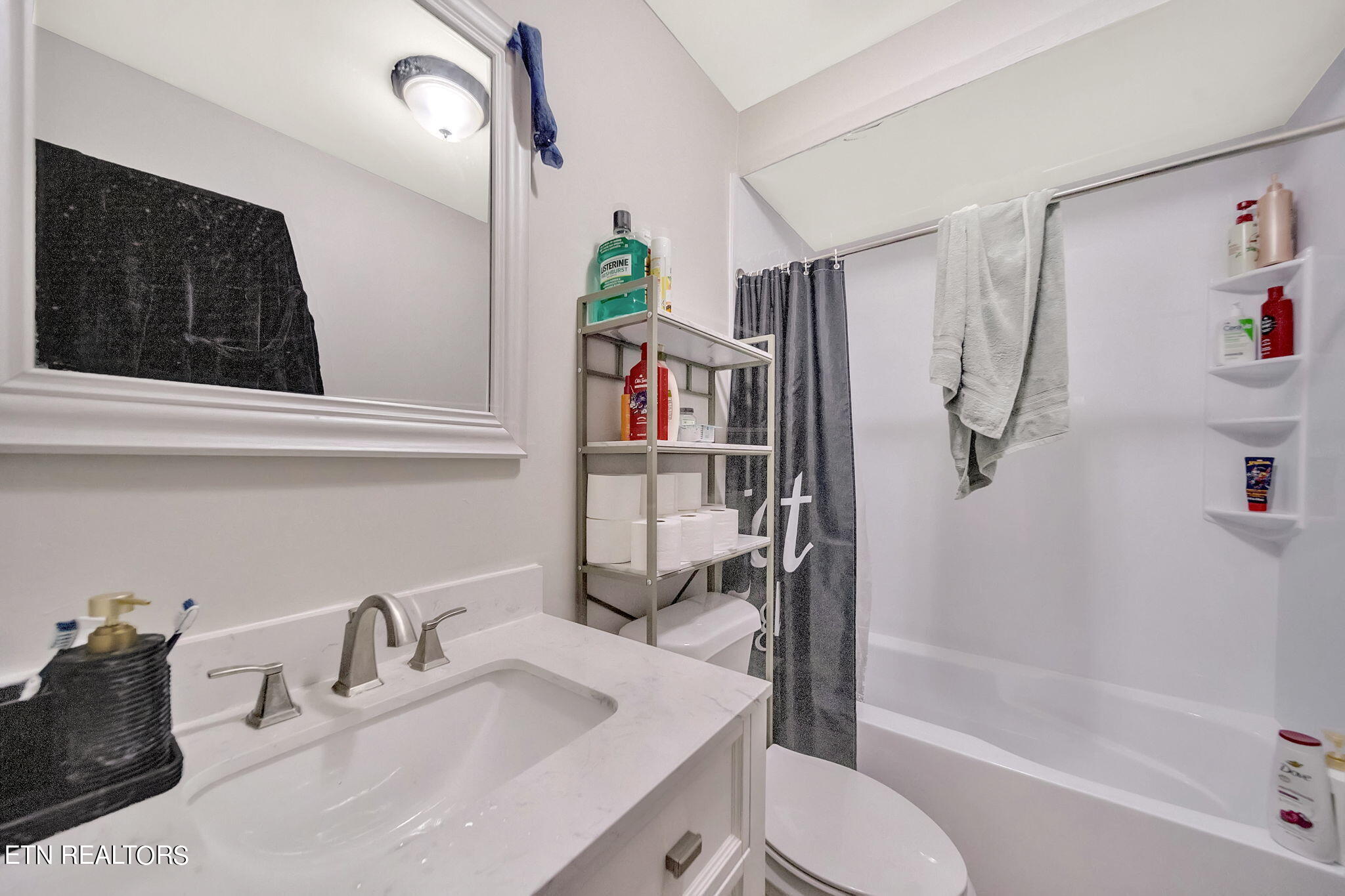 5012 O Barr Road Knoxville, TN 37914 - Photo 22 of 40 20-web-or-mls-217A4571