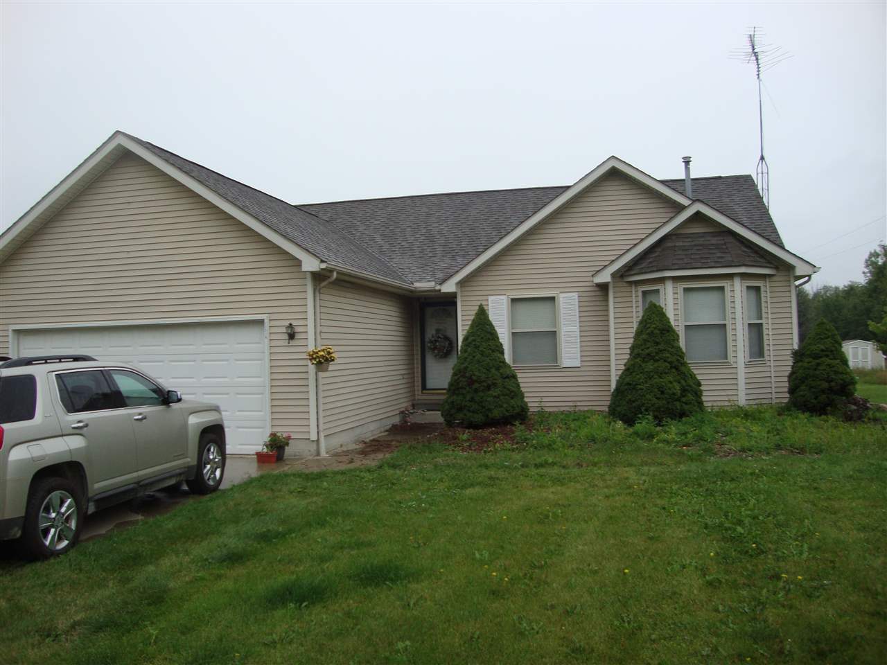 11516 Dunn Road Memphis, MI 48041 - Photo 1 of 13 31257336.JPG