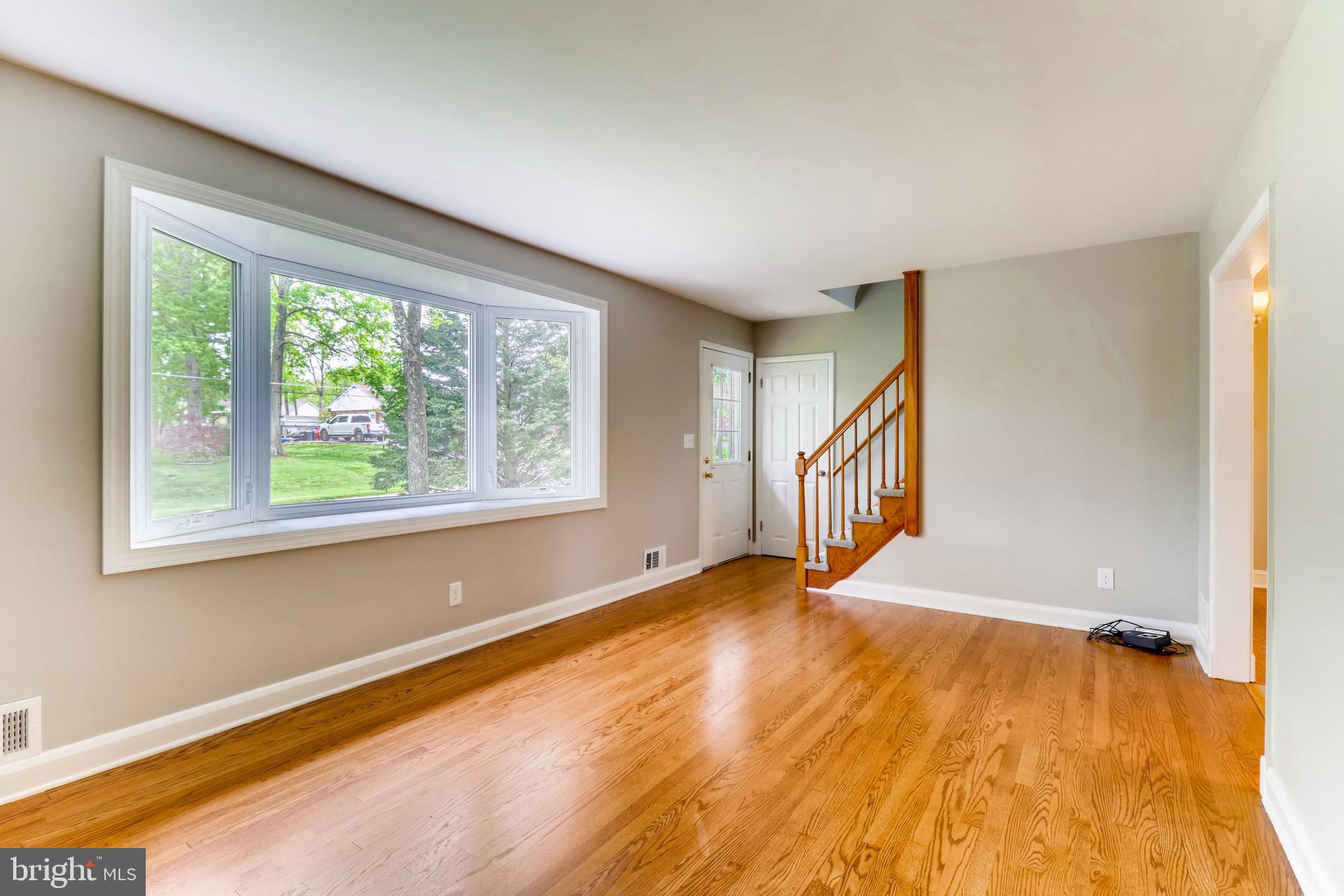5810 Gambrill Road White Marsh, MD 21162 - Photo 8 of 33 Gallery Image 8