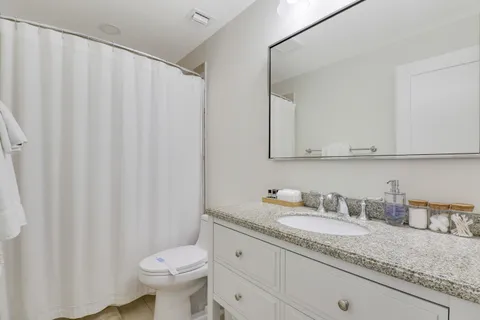 $5,000 | 523 Club Drive, Palm Beach Gardens, FL 33418