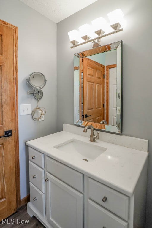 9091 Cable Line Road Diamond, OH 44412 - Photo 24 of 35 Full Bathroom