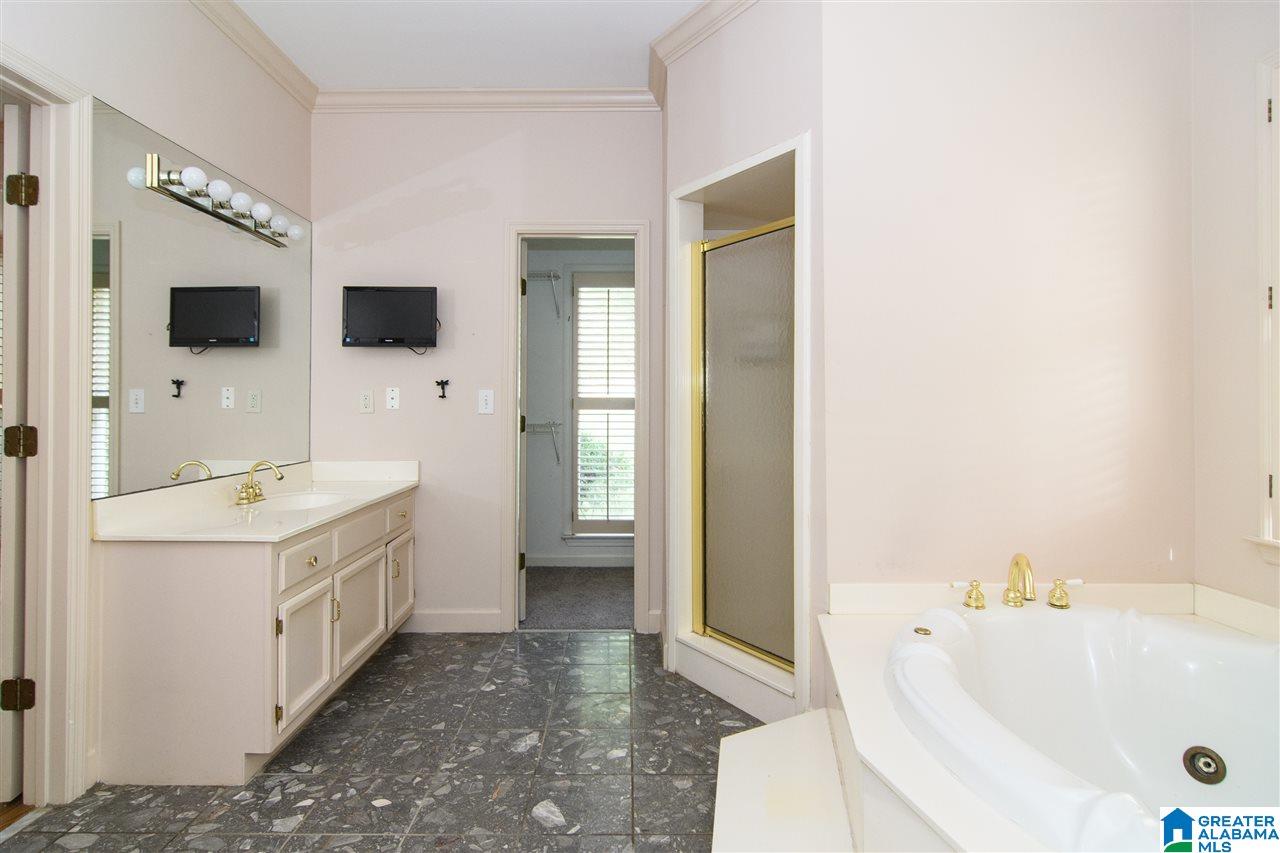 3017 North Woodridge Road Birmingham, AL 35223 - Photo 24 of 41