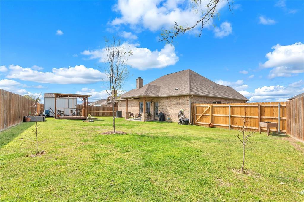 129 Oak Springs Loop Mabank, TX 75147 - Photo 28 of 32