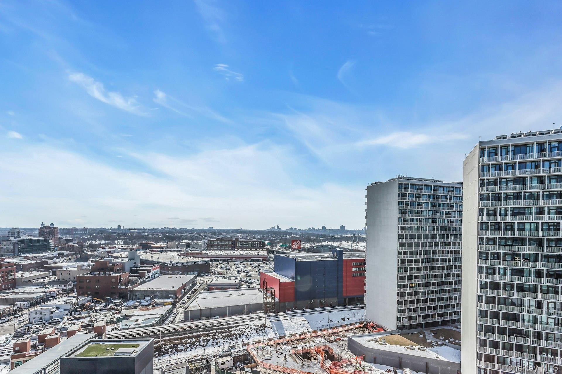 131-01 40 Road, Unit 17V Queens, NY 11354 - Photo 24 of 49