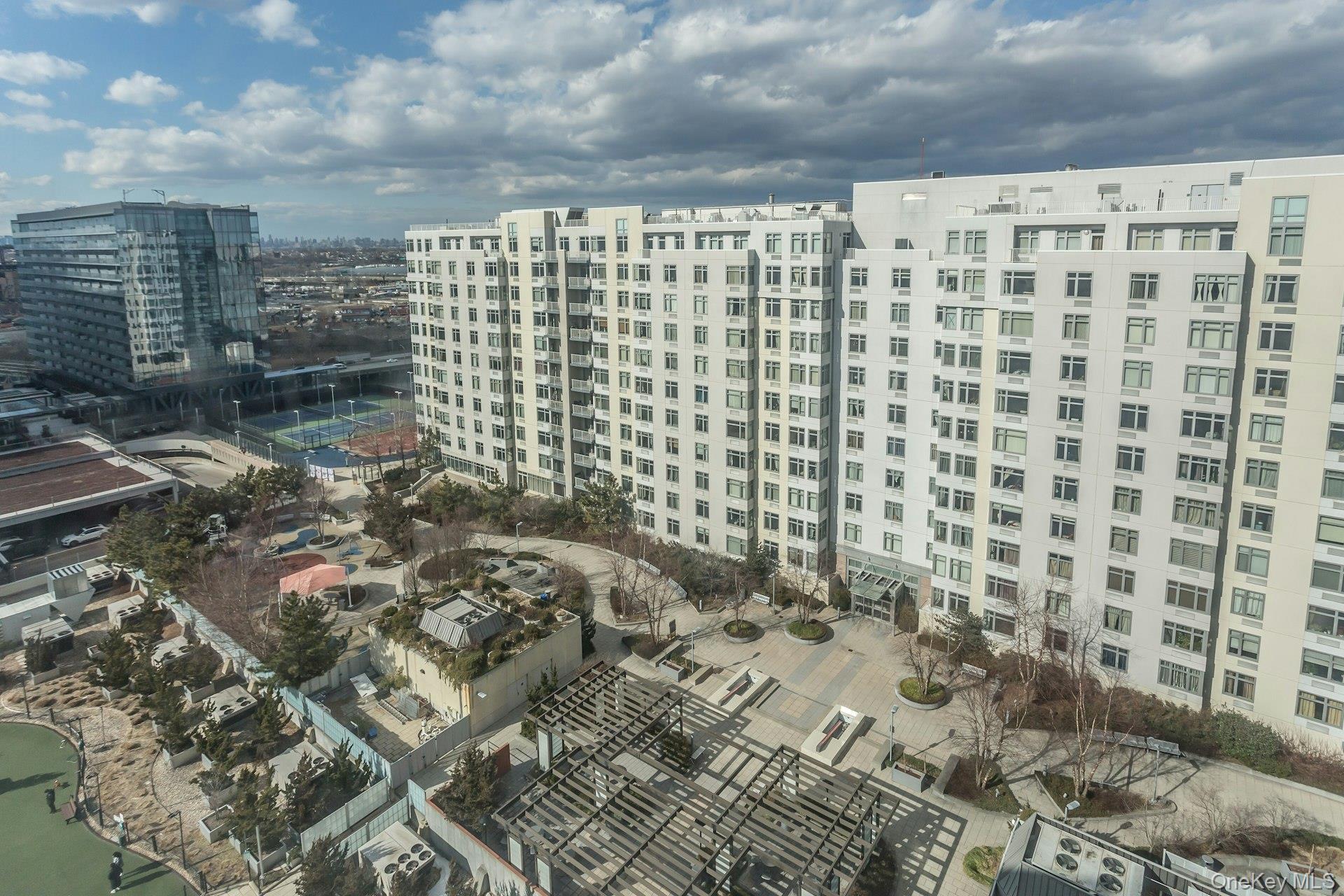 131-01 40 Road, Unit 17V Queens, NY 11354 - Photo 35 of 49