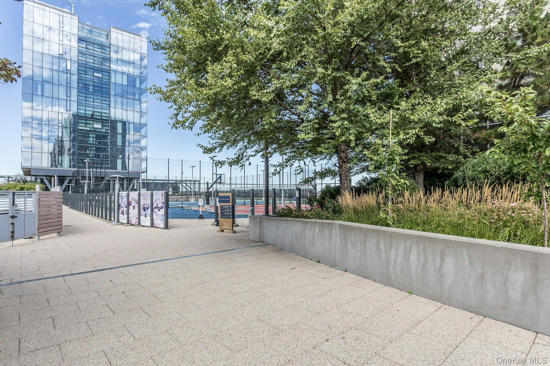 131-01 40 Road, Unit 17V Queens, NY 11354 - Photo 46 of 49