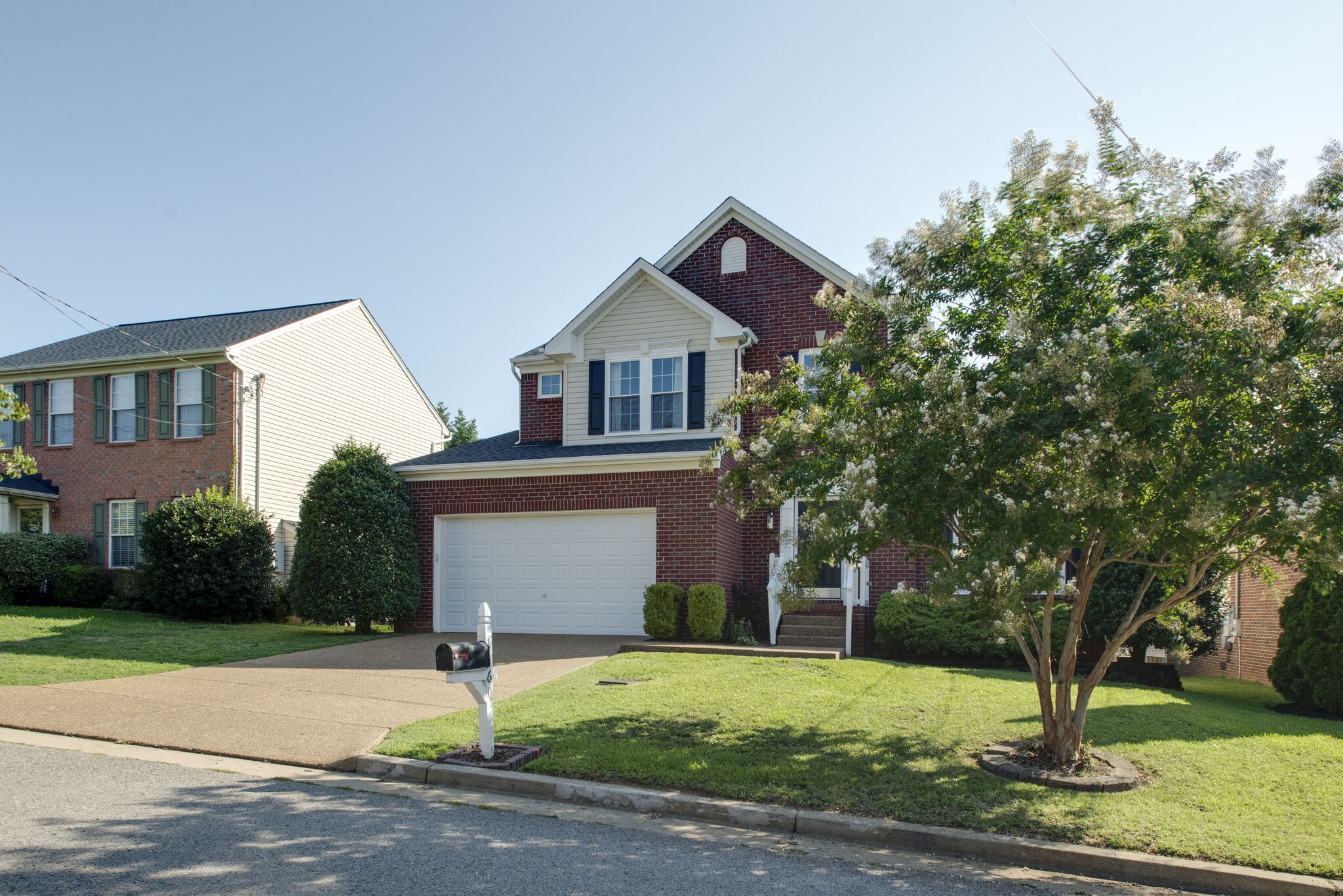 1460 Timber Ridge Circle Nashville, TN 37211 - Photo 3 of 28 Gallery Image 3
