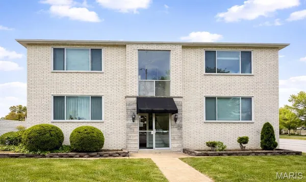 $925 | 7500 Morgan Ford Road, Unit 1A, St. Louis, MO 63116