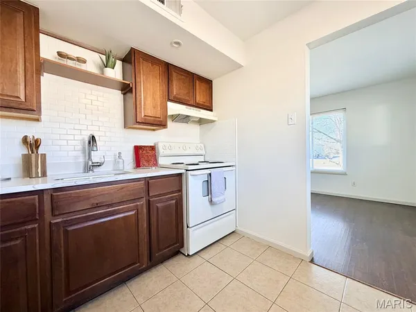 $925 | 7500 Morgan Ford Road, Unit 1A, St. Louis, MO 63116