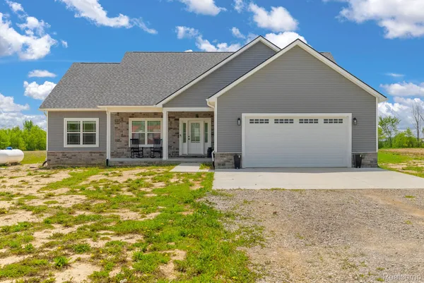 $475,000 | 7600 Church Road, Imlay City, MI 48444