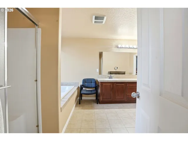 $650,000 | 3468 Southeast Silver Fox Avenue, Hillsboro, OR 97123