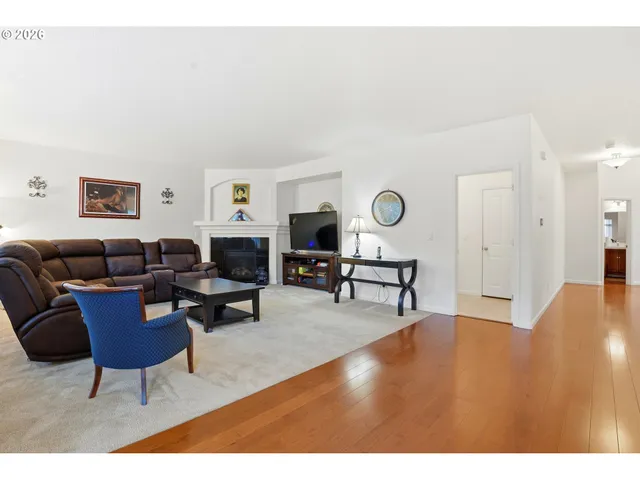 $650,000 | 3468 Southeast Silver Fox Avenue, Hillsboro, OR 97123