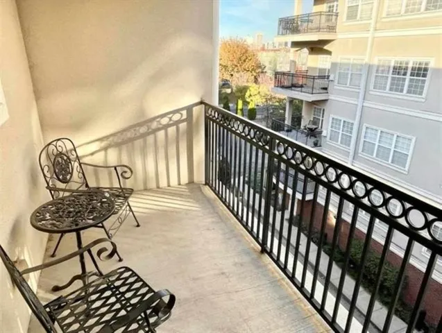 $2,195 | 75 Shoemaker Court, Unit 304, Memphis, TN 38103