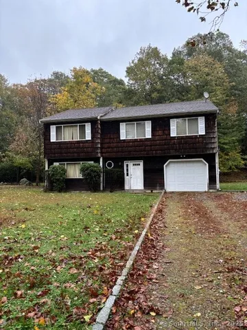 $525,000 | 18 Oakhill Avenue, Norwalk, CT 06854