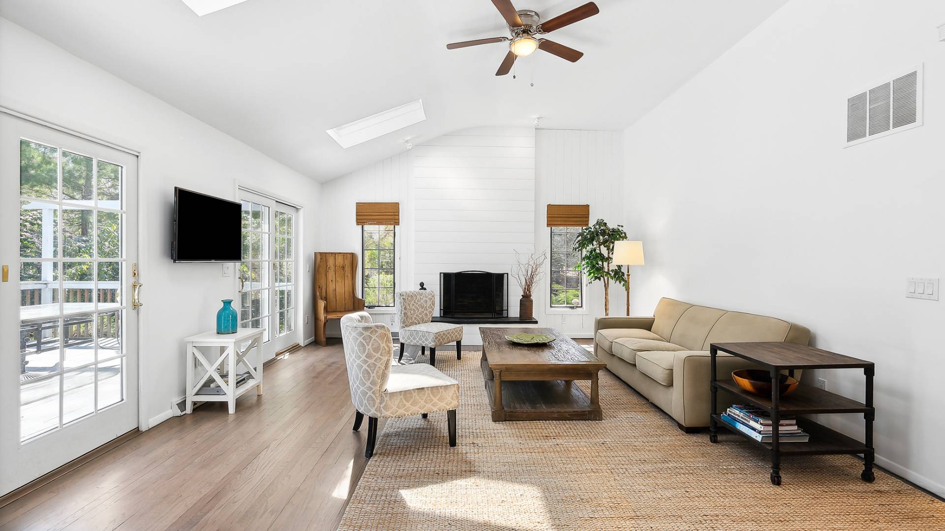 25 High Point Road East Hampton, NY 11937 - Photo 8 of 26 Gallery Image 8