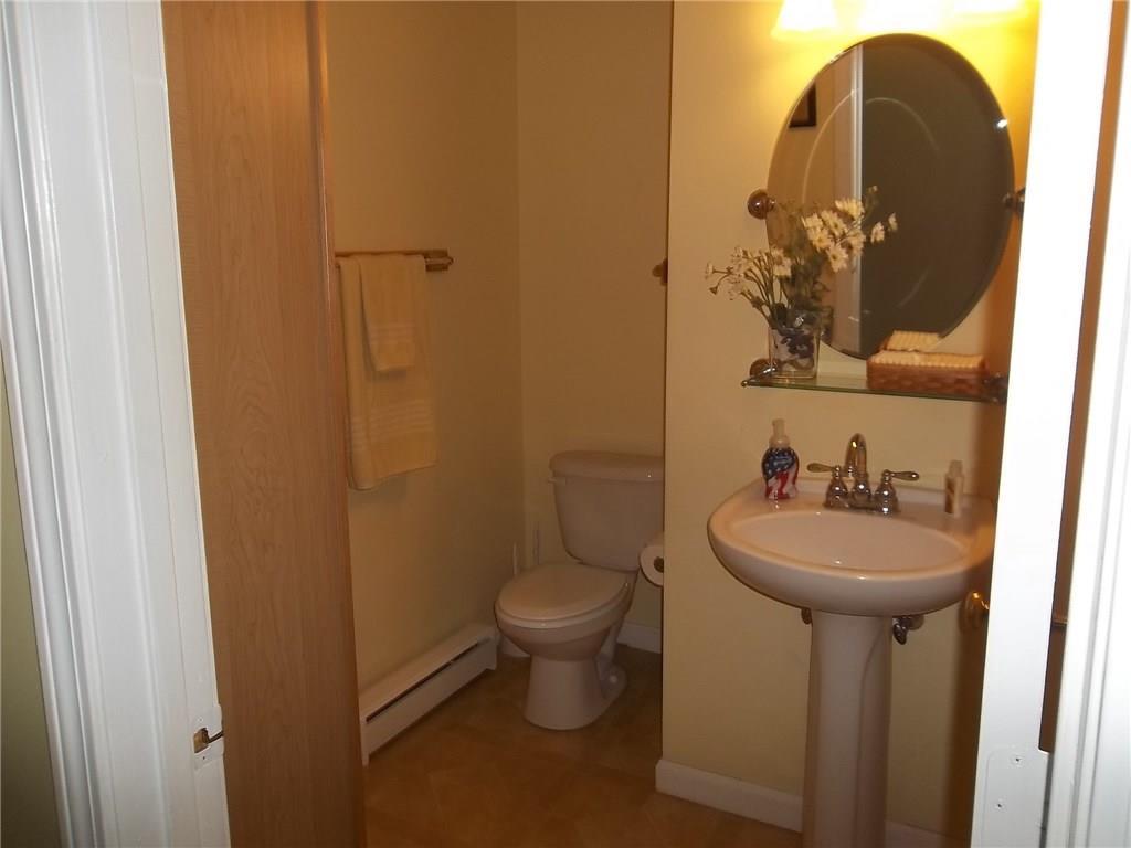 391 Cushing Road Friendship, ME 04547 - Photo 8 of 22 First floor Bath