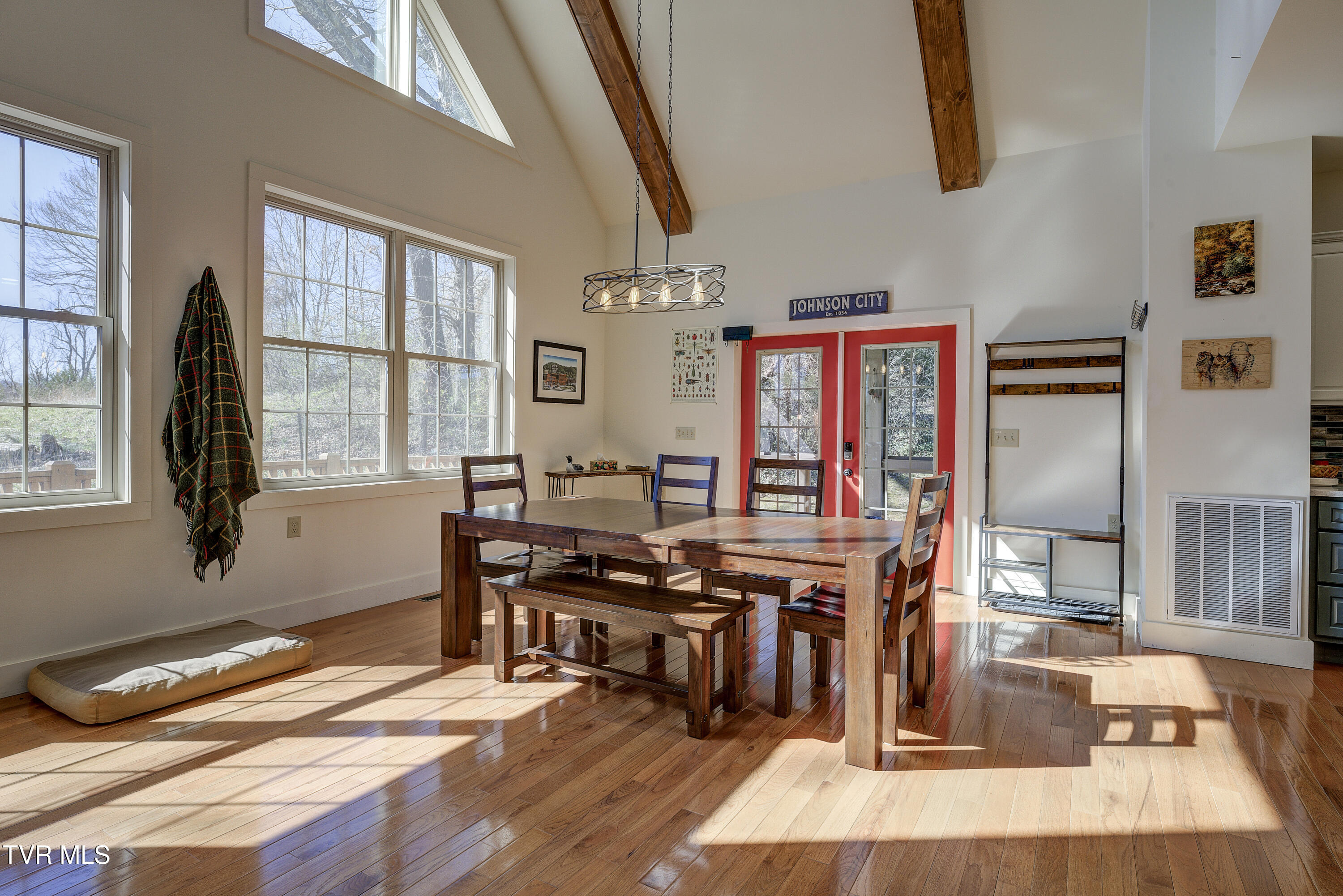 137 Unaka View Road Johnson City, TN 37601 - Photo 23 of 72 UNakaView-4