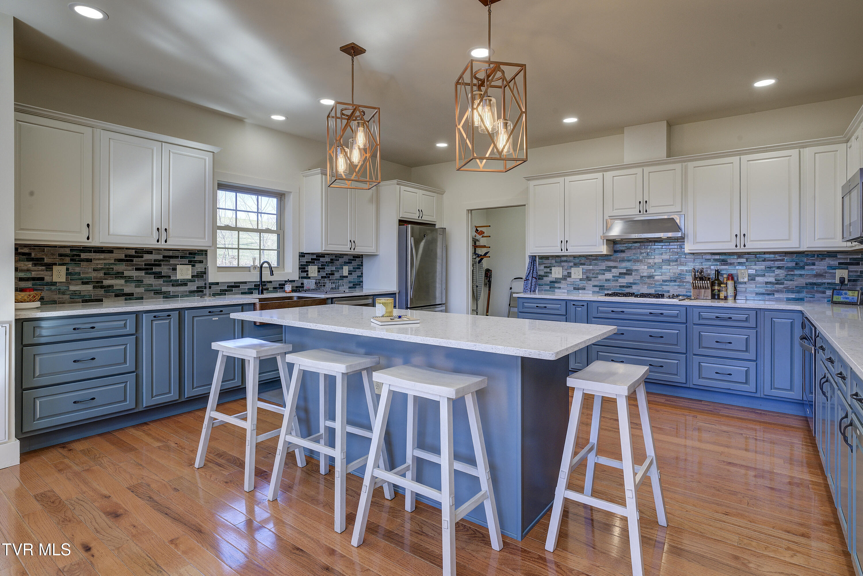 137 Unaka View Road Johnson City, TN 37601 - Photo 25 of 72 UNakaView-6