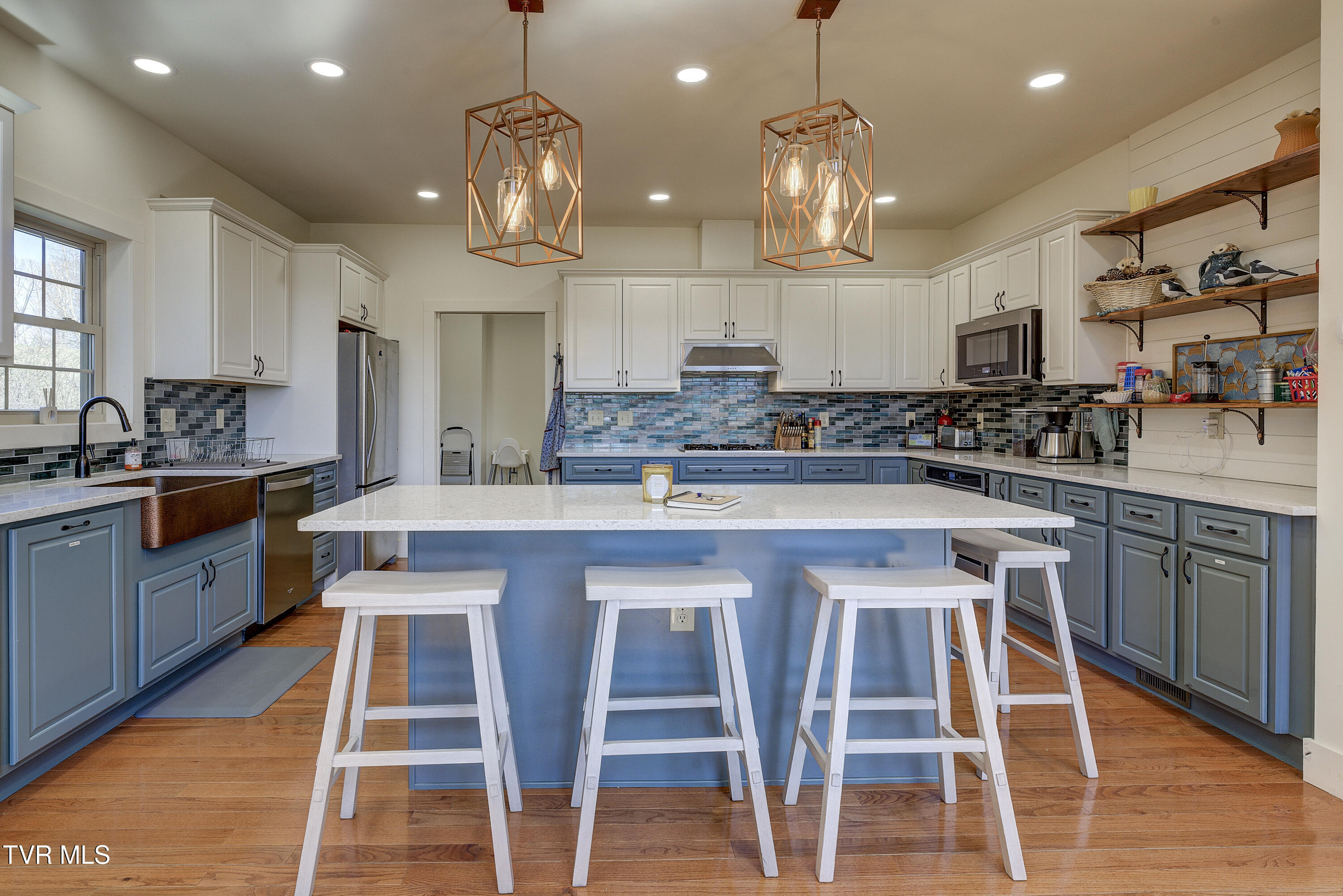 137 Unaka View Road Johnson City, TN 37601 - Photo 26 of 72 UNakaView-7