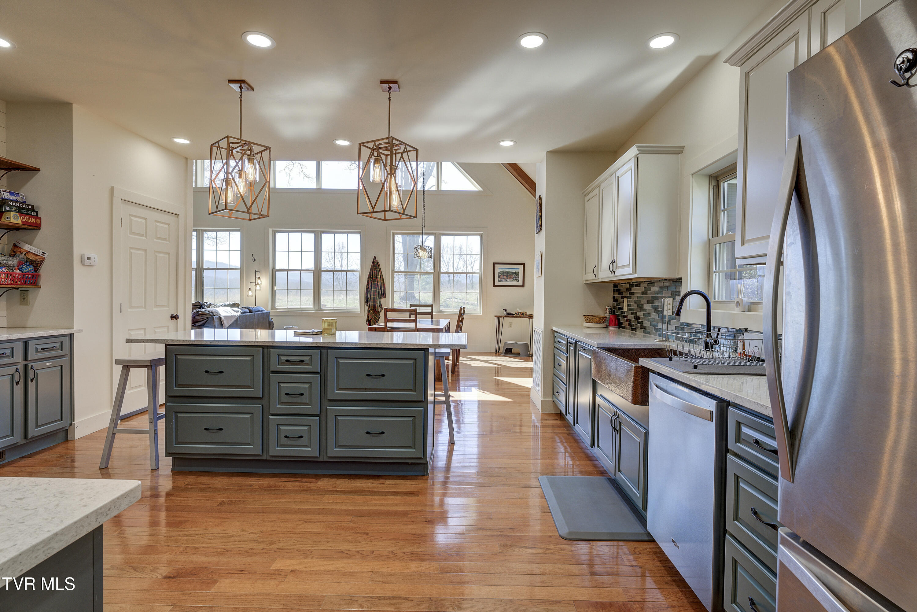 137 Unaka View Road Johnson City, TN 37601 - Photo 29 of 72 UNakaView-10