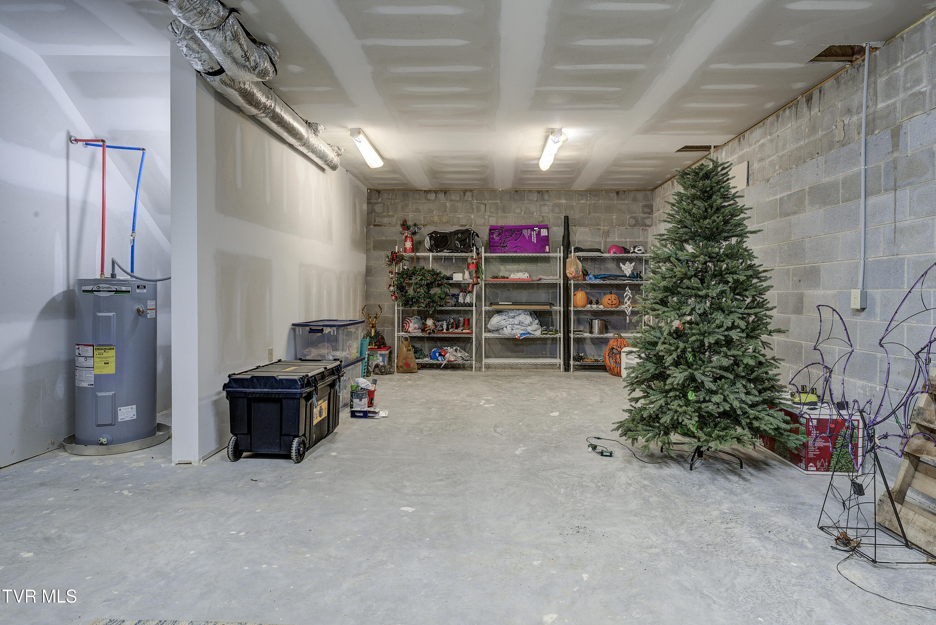 137 Unaka View Road Johnson City, TN 37601 - Photo 57 of 72 UNakaView-38