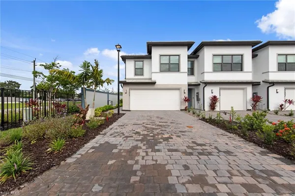 $2,650 | 27906 Radiant Court, Bonita Springs, FL 34135