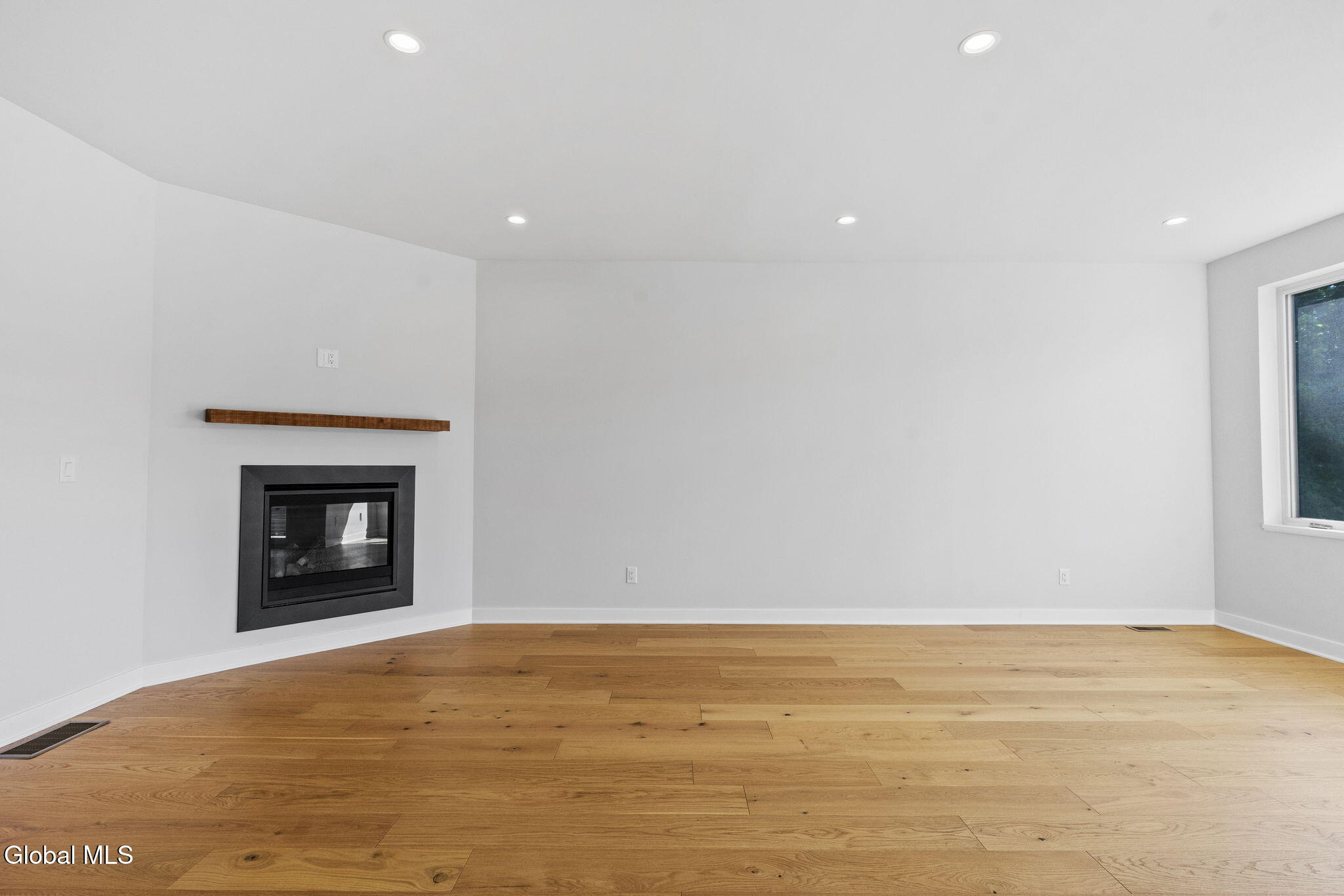 16 Footpath Way Lake George, NY 12845 - Photo 15 of 43 233-web-or-mls-11-footpath-way