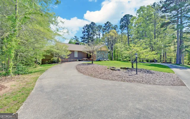 $724,900 | 850 Long Road, Toccoa, GA 30577