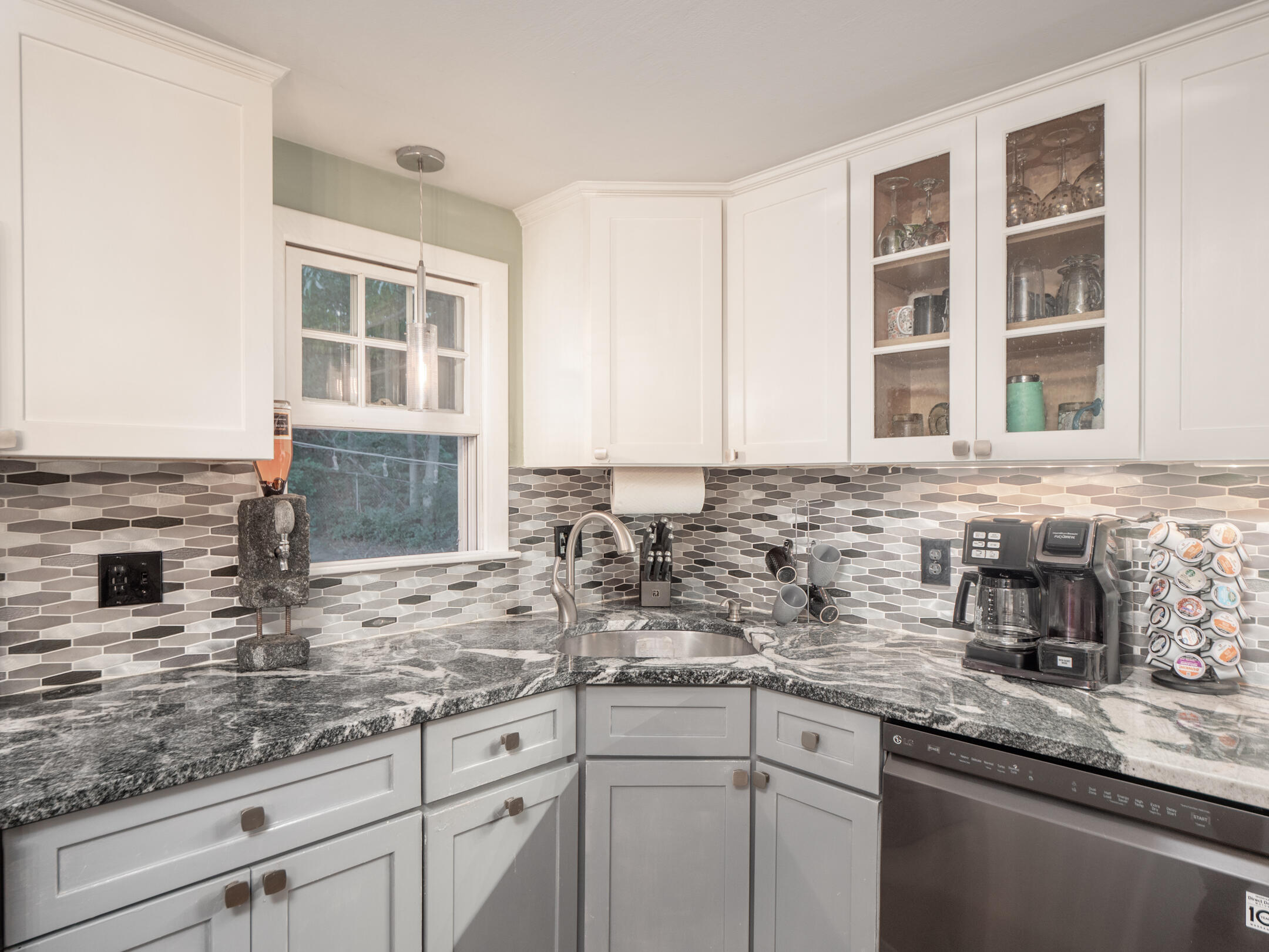 10 Clement Street Sandwich, MA 02563 - Photo 17 of 43 10 Clements Street Sandwich MA-32