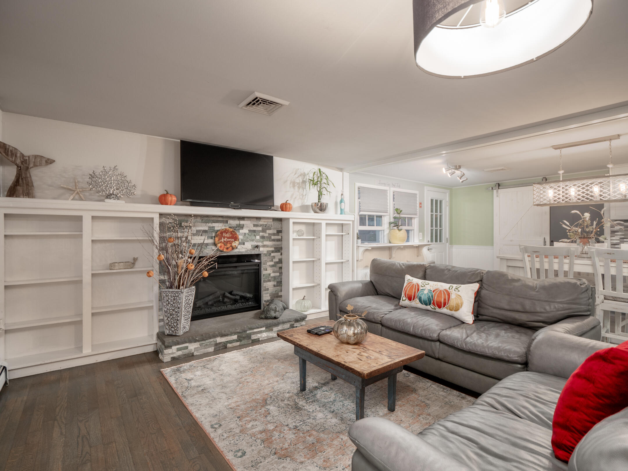 10 Clement Street Sandwich, MA 02563 - Photo 8 of 43 10 Clements Street Sandwich MA-41