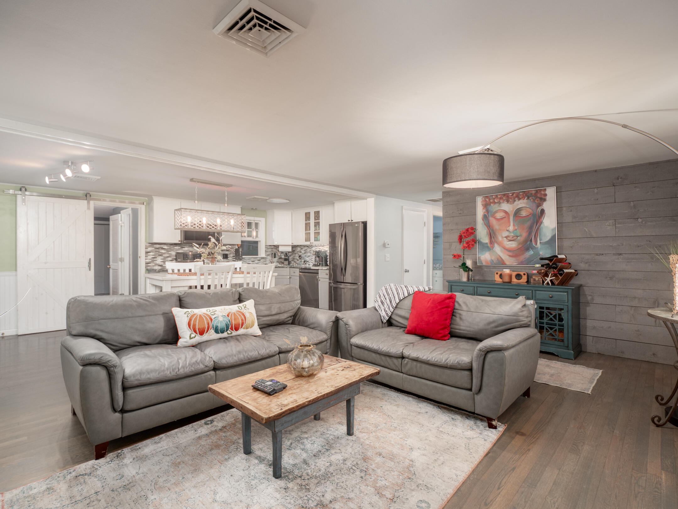 10 Clement Street Sandwich, MA 02563 - Photo 9 of 43 10 Clements Street Sandwich MA-42