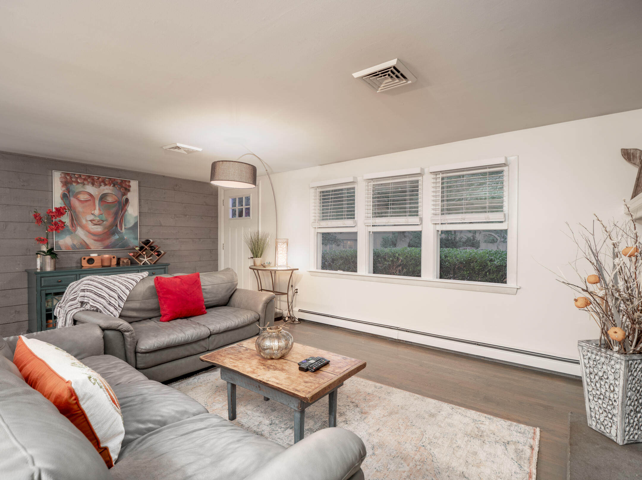 10 Clement Street Sandwich, MA 02563 - Photo 10 of 43 10 Clements Street Sandwich MA-43