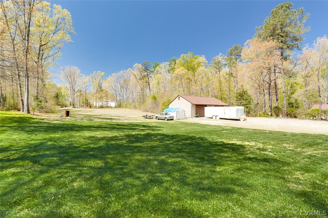 15210 Harrowgate Road Chester, VA 23831 - Photo 25 of 26 a garden view