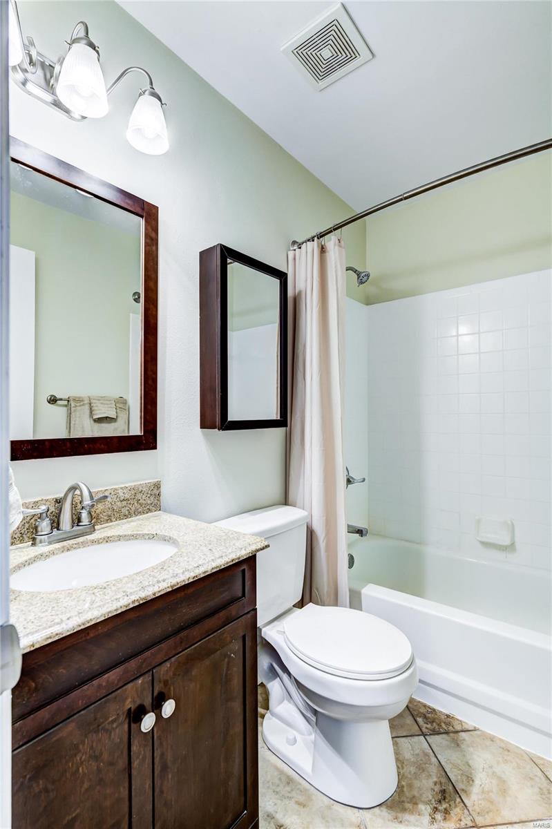 708 Ridgeside Drive, Unit K Ballwin, MO 63021 - Photo 12 of 18 Gallery Image 12