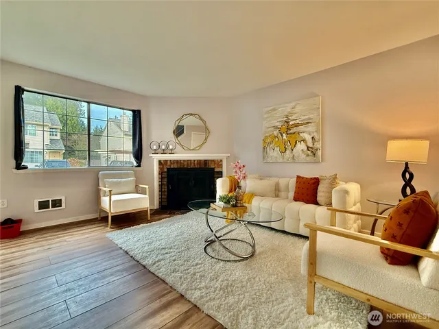 $370,000 | 115 124th Street Southeast, Unit J7, Everett, WA 98208