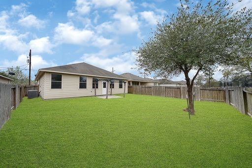 2307 Shady Tree Lane Conroe, TX 77301 - Photo 22 of 23