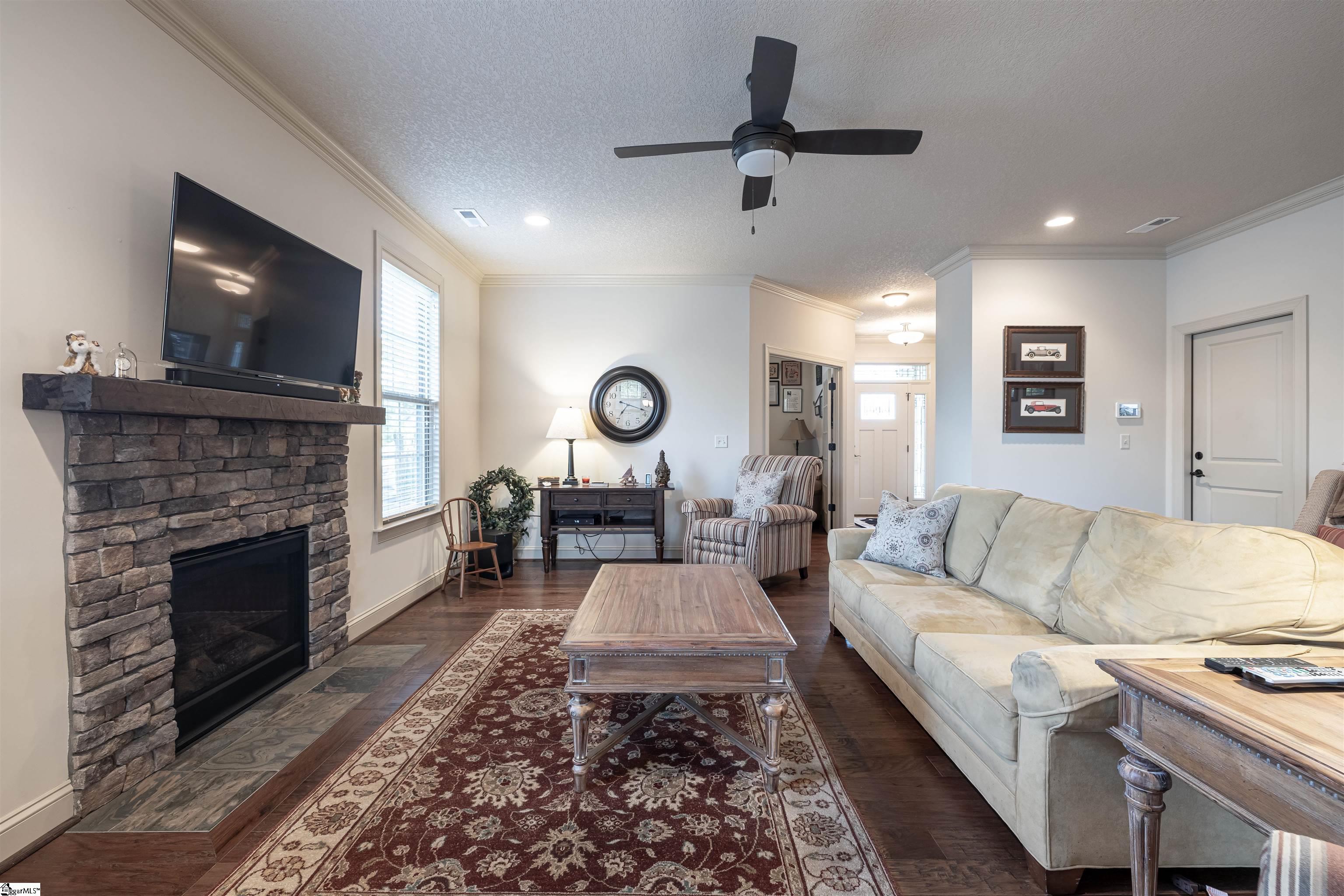 52 Vinton Drive Greer, SC 29651 - Photo 10 of 36