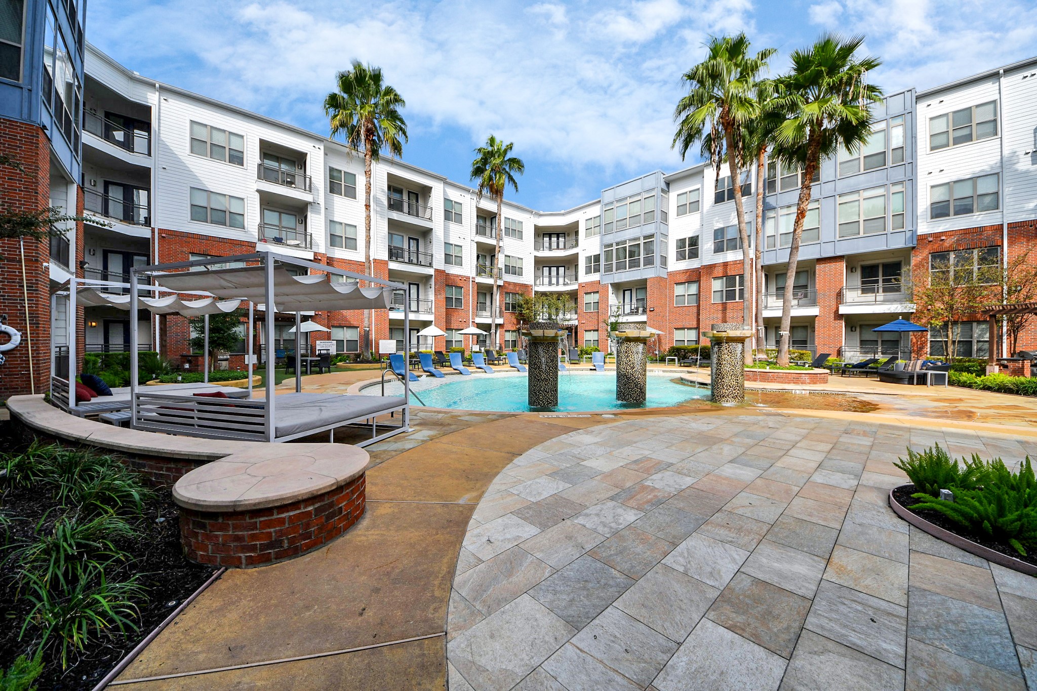 5455 Richmond Avenue, Unit 4086 Houston, TX 77056 - Photo 18 of 50 a front view of a building with street view