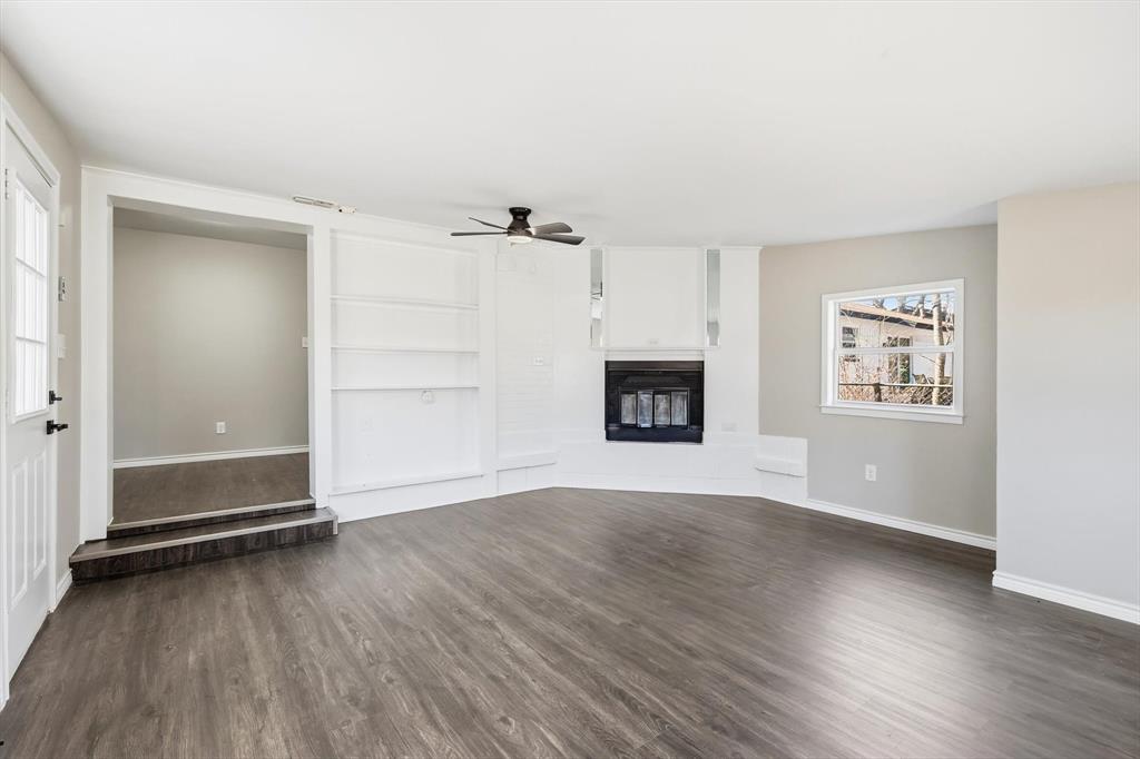 607 Jupiter Drive Denton, TX 76209 - Photo 12 of 25 Living room #2