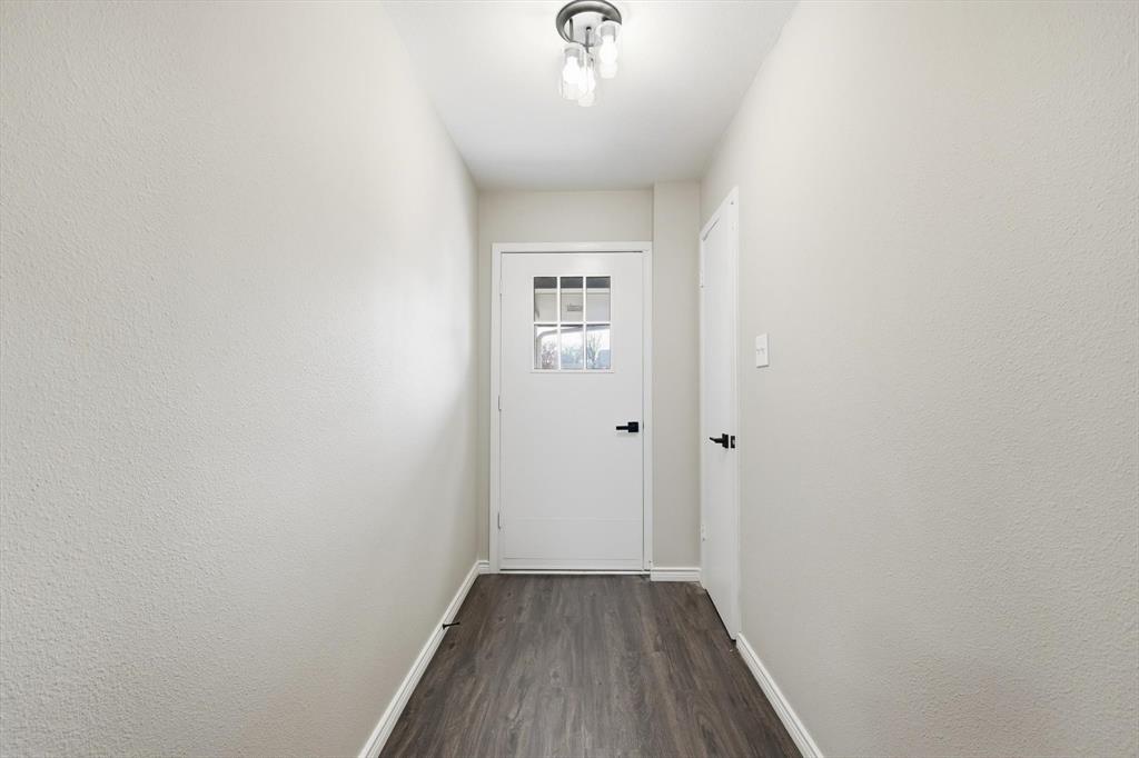 607 Jupiter Drive Denton, TX 76209 - Photo 5 of 25