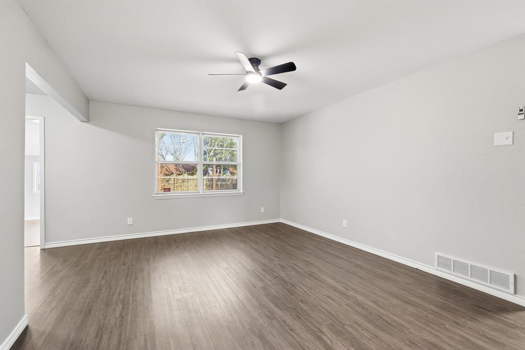 607 Jupiter Drive Denton, TX 76209 - Photo 6 of 25