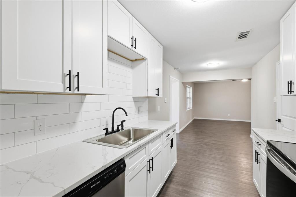 607 Jupiter Drive Denton, TX 76209 - Photo 10 of 25