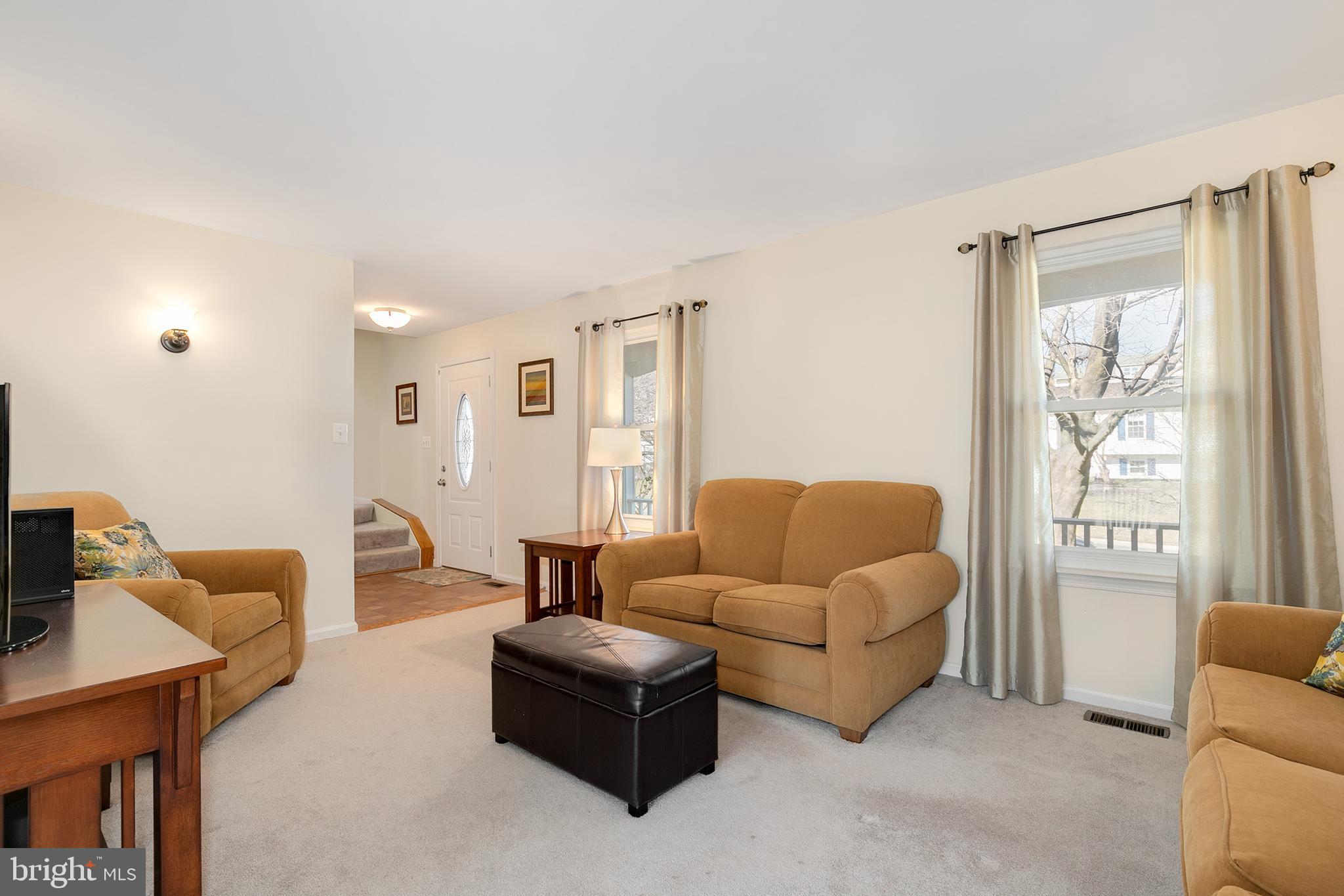10432 Carlyn Ridge Road Damascus, MD 20872 - Photo 3 of 28 Gallery Image 3