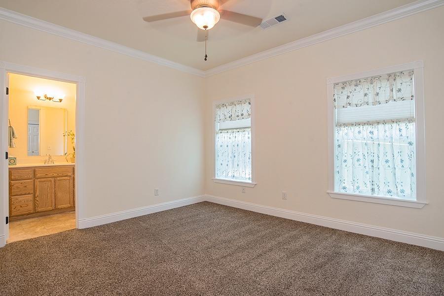 1676 Spring Street Medford, OR 97504 - Photo 8 of 15 Additional Photo