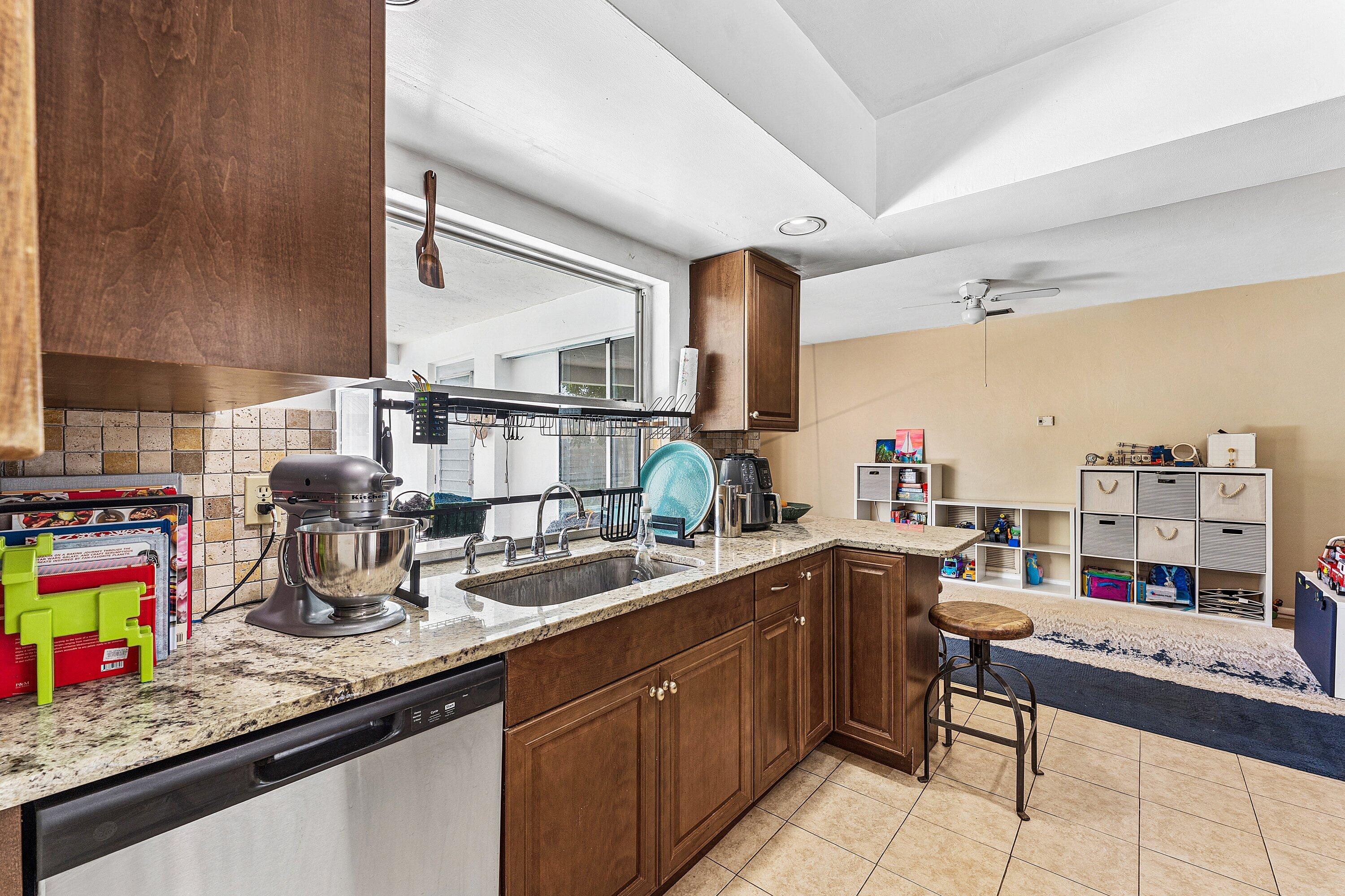 2 Tam O Shanter Lane Boca Raton, FL 33431 - Photo 12 of 41 012-2TamOShanterLane-BocaRaton-FL-33431-