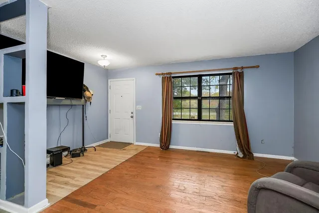 $165,500 | 1504 North Emery Street, Independence, MO 64050