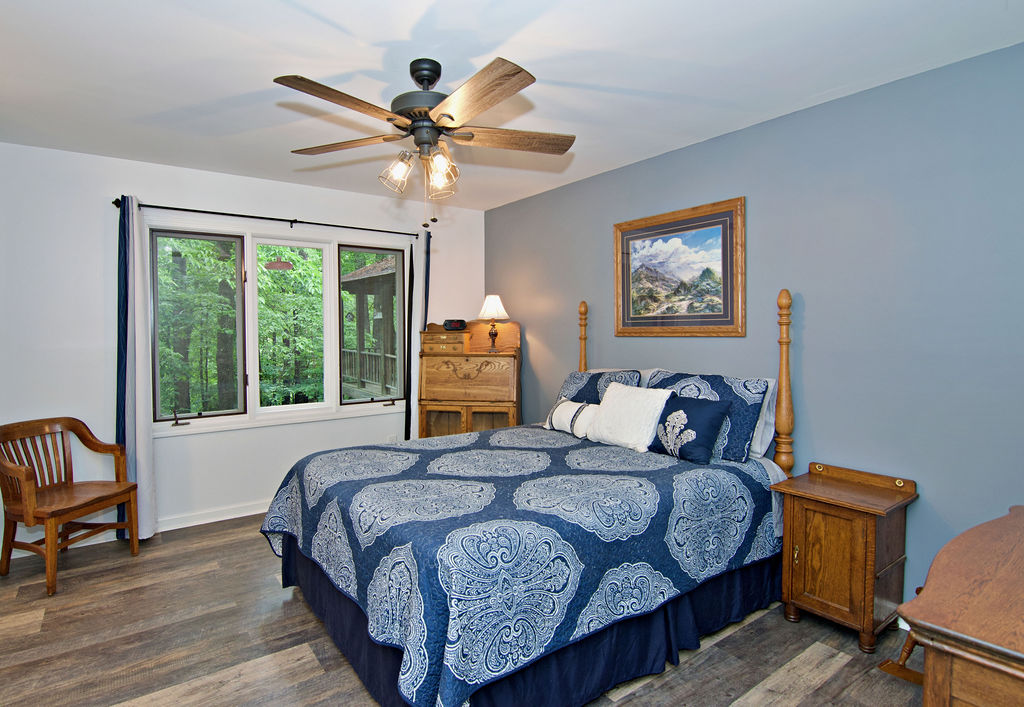 1279 Coneross Point Drive Seneca, SC 29678 - Photo 20 of 48
